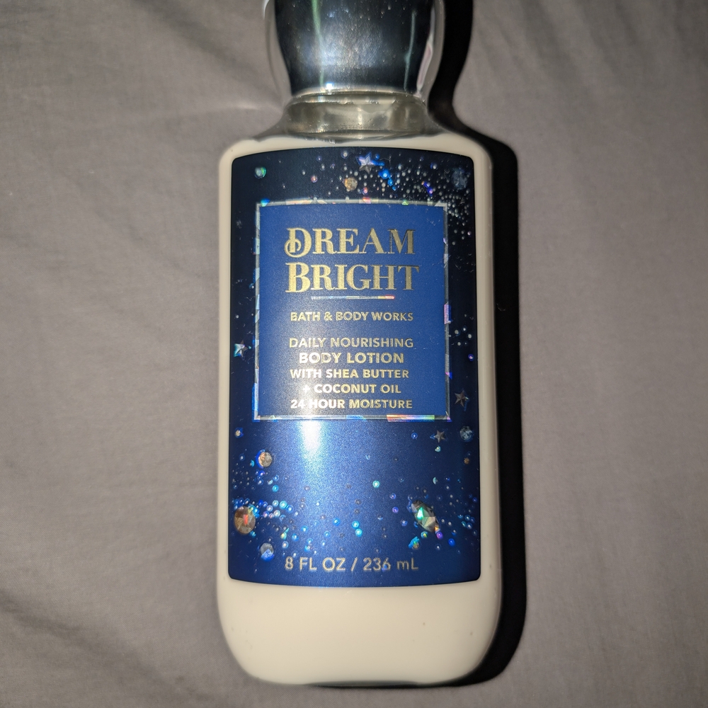 Bath & Body Works Dream Bright Body Lotion - Blue and Cream